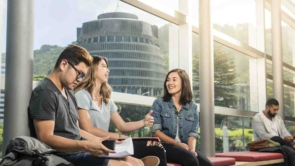 必看！科廷大学新加坡校区工程专业课程指南：未来工程师首选