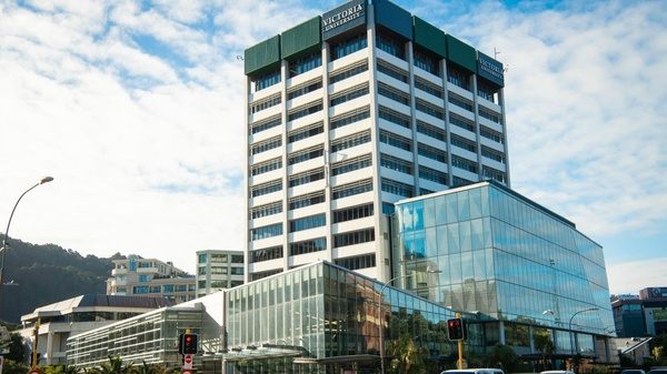 留学提升：科廷新加坡校区语言课程推荐与报名指南