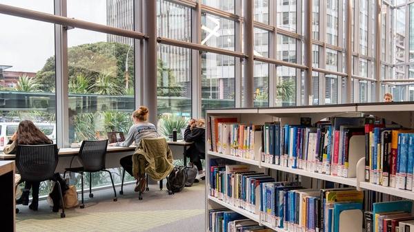 澳洲科廷科技大学新加坡分校学费可以分期吗